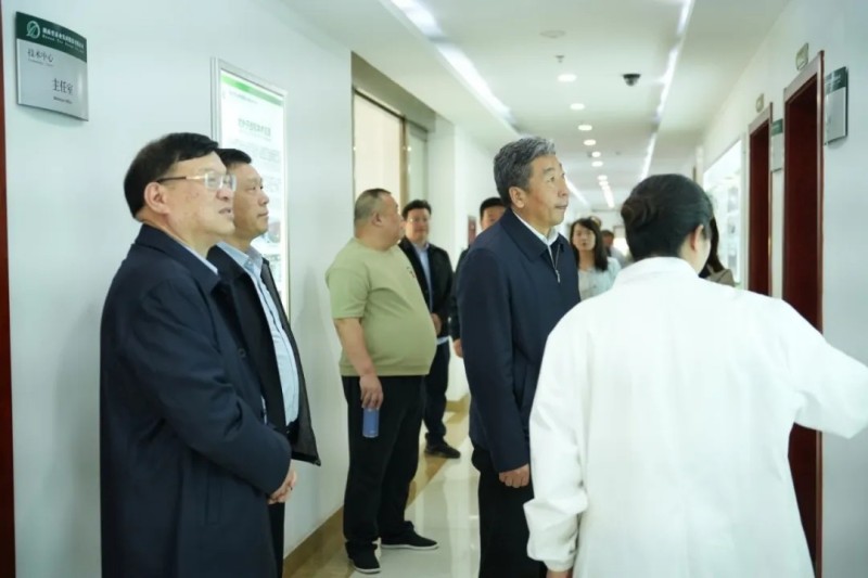 山西省供銷合作社聯(lián)合社黨組書記、理事會(huì)主任高建軍一行蒞臨公司調(diào)研指導(dǎo)
